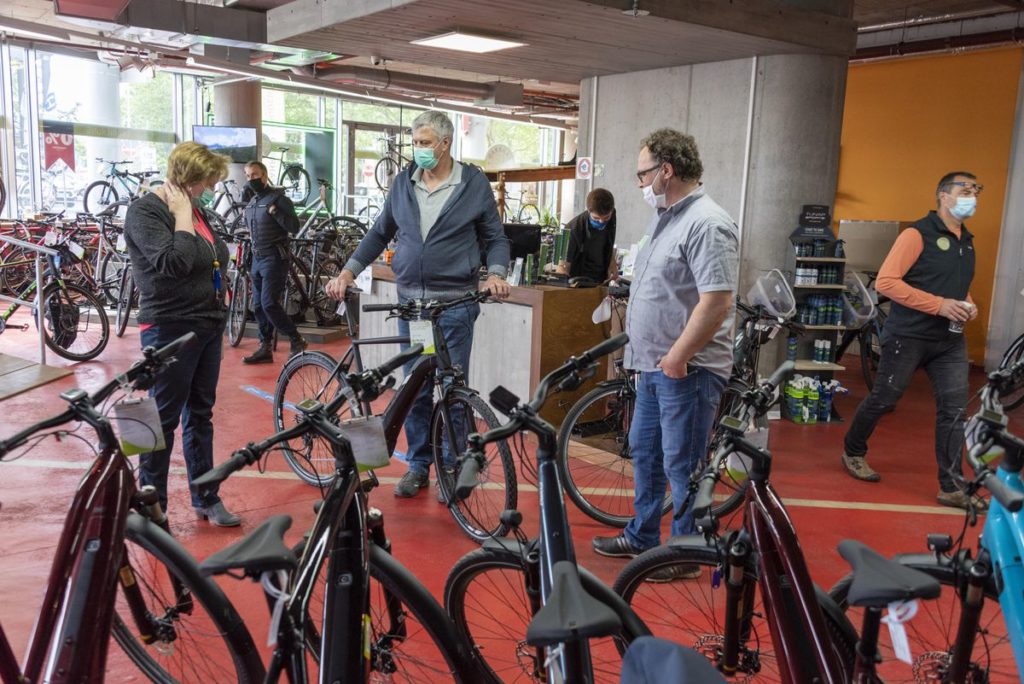 bicycle-sales-increase-forbes-retail-industries