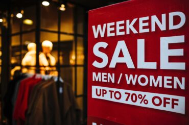 Holiday season retail guide